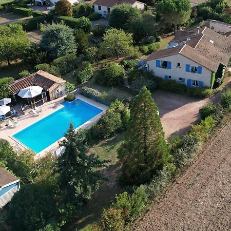 Les Pierres Blanches Bed & Breakfast Bonneuil-Matours Dış mekan fotoğraf