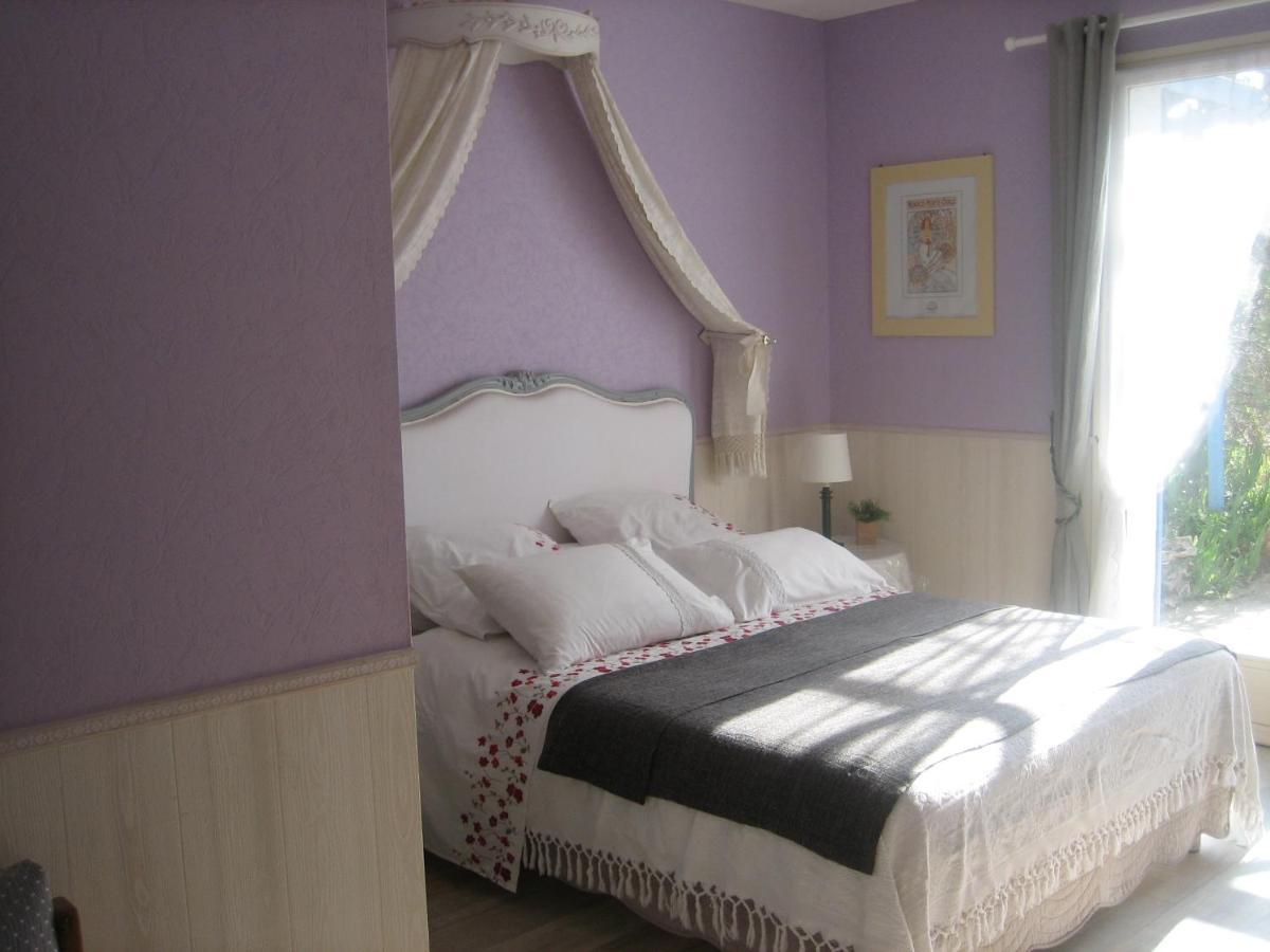Les Pierres Blanches Bed & Breakfast Bonneuil-Matours Dış mekan fotoğraf